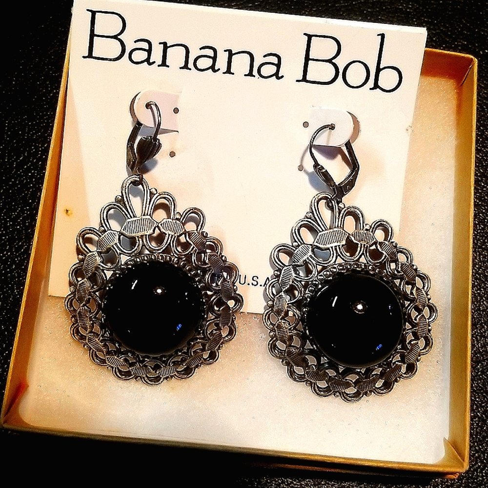 Vintage banana bob earrings